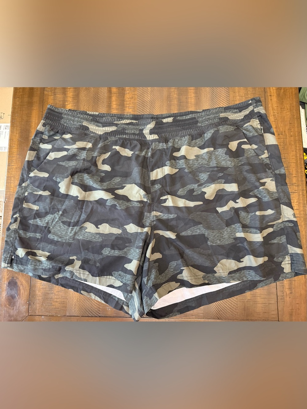 Old Navy Active Women’s Camo Athletic Shorts